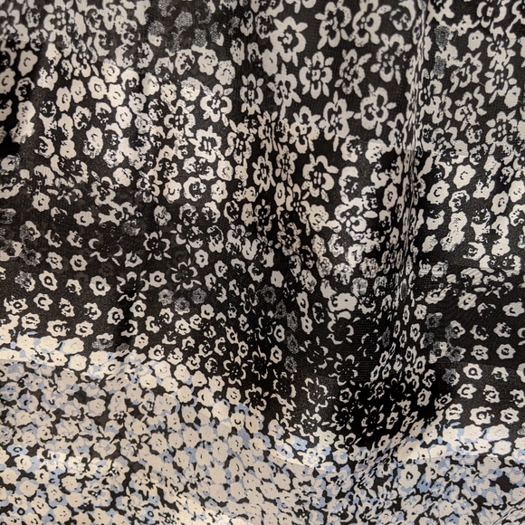 Max Studio black floral midi skirt - Picture 2 of 9